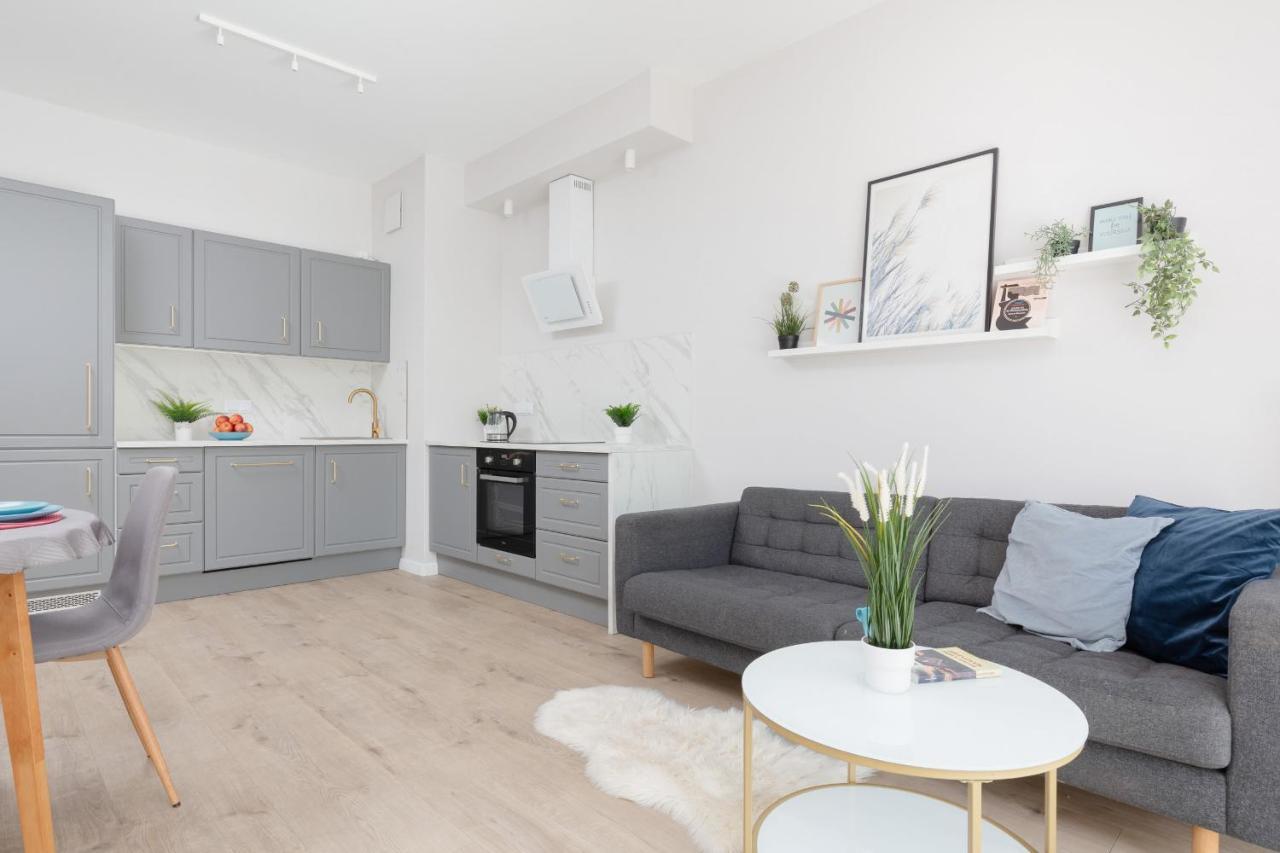 Modern Apartment With Balcony Warsaw Mokotow Aignera By Noclegi Renters Екстер'єр фото