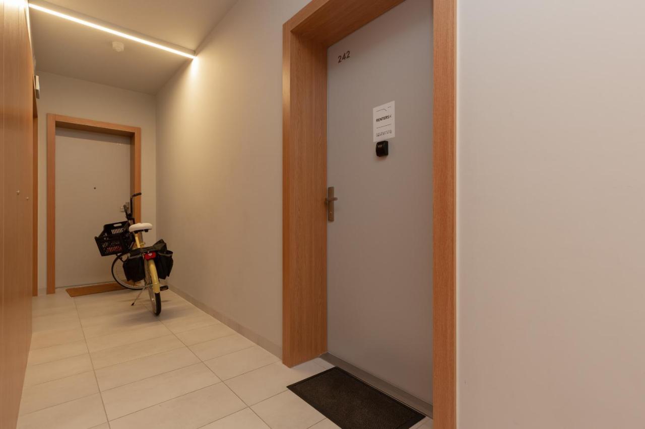 Modern Apartment With Balcony Warsaw Mokotow Aignera By Noclegi Renters Екстер'єр фото
