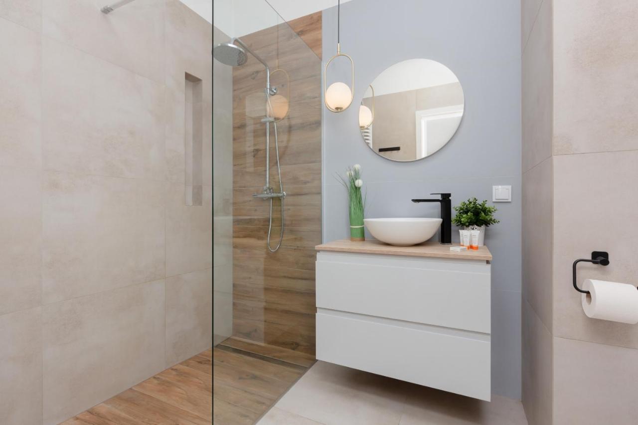 Modern Apartment With Balcony Warsaw Mokotow Aignera By Noclegi Renters Екстер'єр фото
